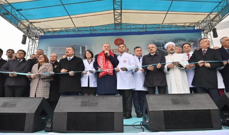 Gaziantep Şehir Hastanesi Törenle Açıldı