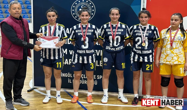 Bingöl'de Futsal Grup Yarışmaları Ödül Töreniyle Tamamlandı
