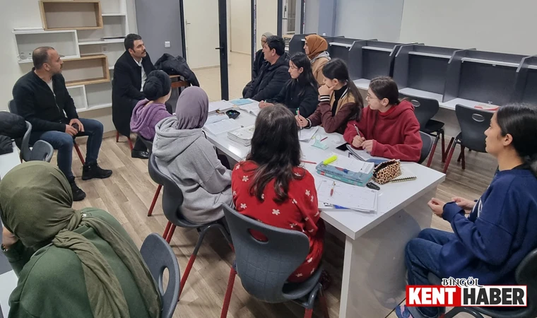Karlıova'da 'İftardan Sahura' Eğitim Etüdleri