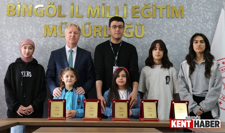Bingöl'de 'Yetenekli Öğrencilere' Ödülleri Verildi!