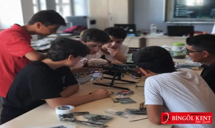 Bingöl'de ‘Robokulüp’ Öğrencilerinden Dev Proje