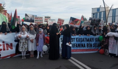 Bingöl’de kadınlar Filistin için yürüdü