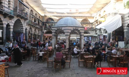 Diyarbakır'da tarihin aynası hanlar