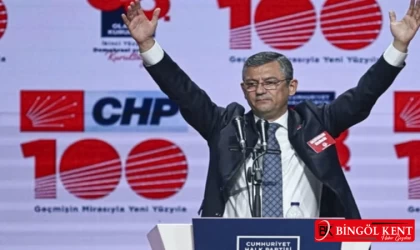CHP’nin 8. Genel Başkanı Özgür Özel Oldu