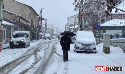 Karlıova’da Kar Kalınlığı 15 Santimi Aştı, Kış Geri Geldi!